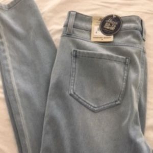 Bass women's size 4 skinny jeans NWT